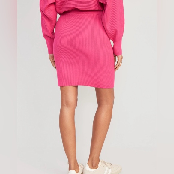 Old Navy - Picture 2 of 3